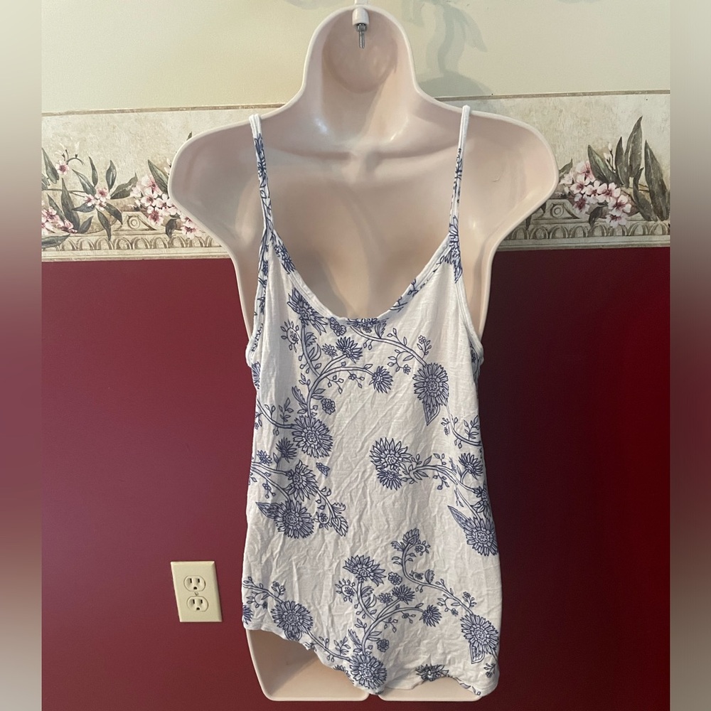 Mudd Blue Floral Camisole Top - Picture 2 of 3